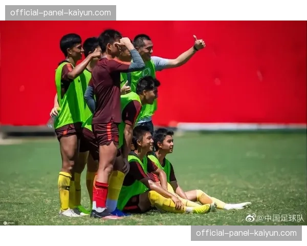 通讯：拉玛西亚青训营调整U16梯队训练大纲，增设专项“攻防转换情景决策”课程